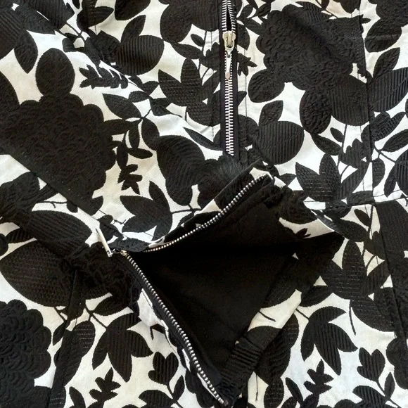 WHBM Brocade Black & White Zipper Jacket Coat size 0 xs - Picture 10 of 12